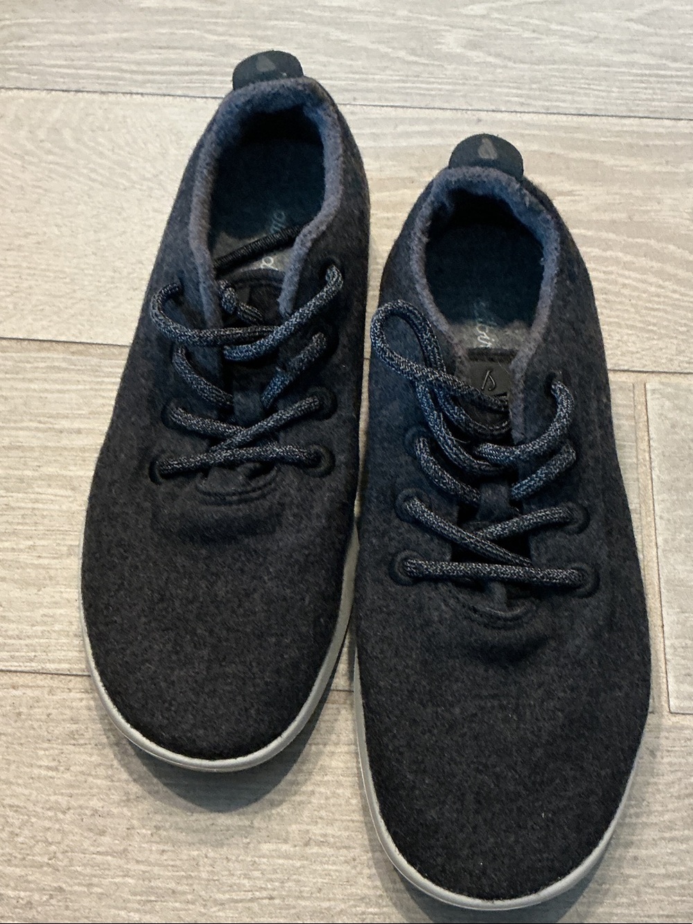 allbirds Men's Heather Gray Wool Runner WR Sneakers Men’s Sz 9